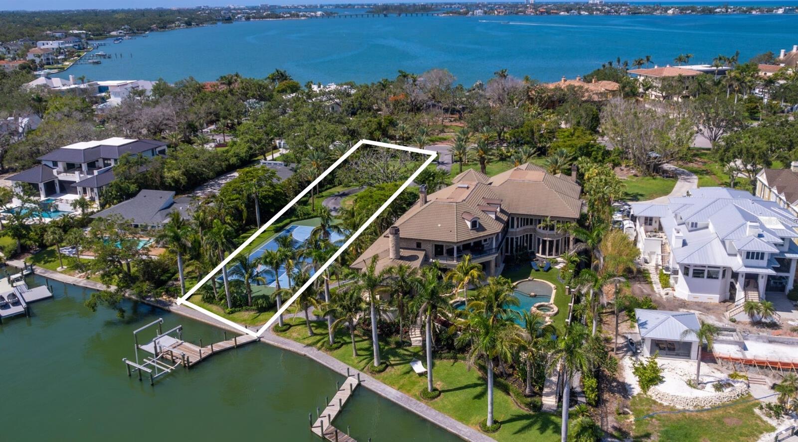 HARBOR ACRES - Land