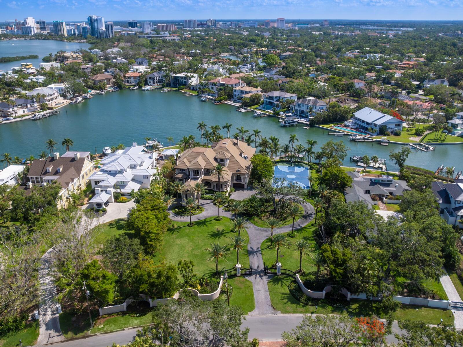 HARBOR ACRES - Land
