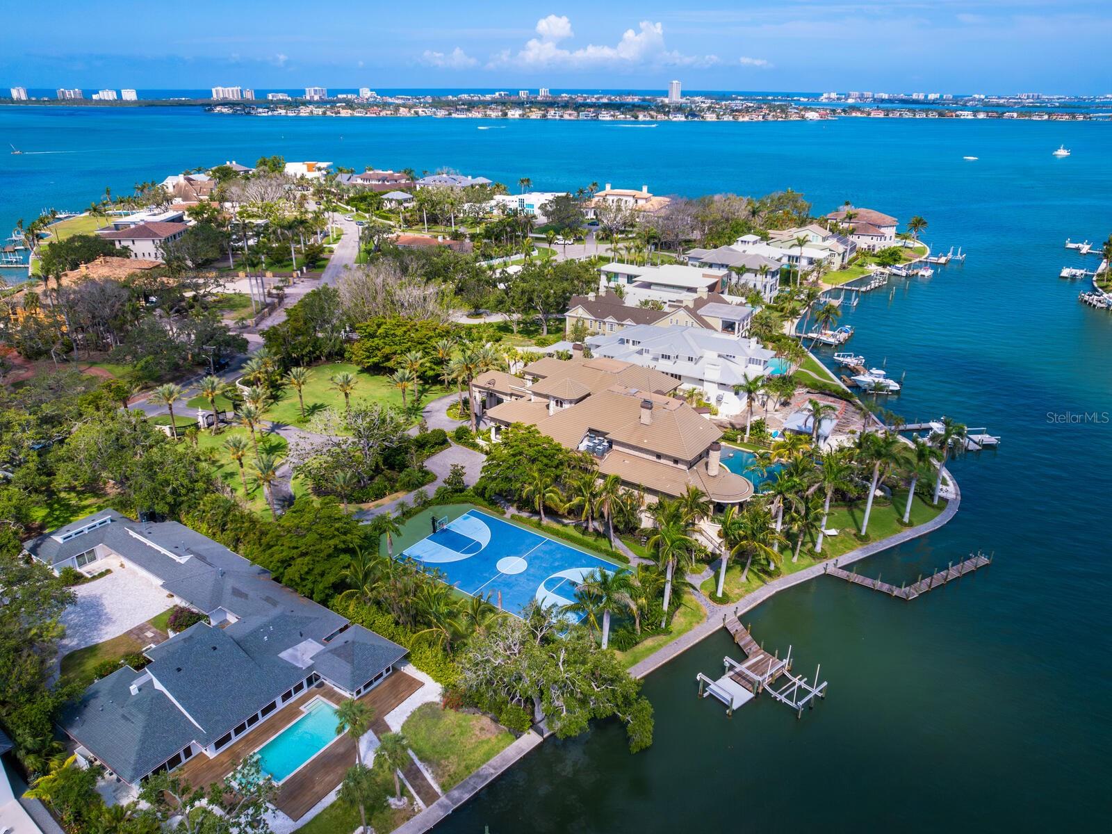 HARBOR ACRES - Land
