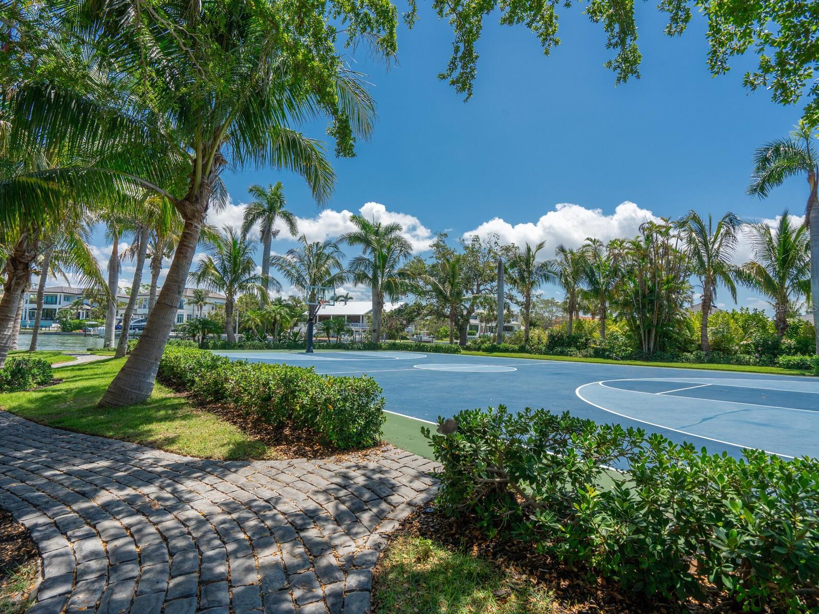 HARBOR ACRES - Land