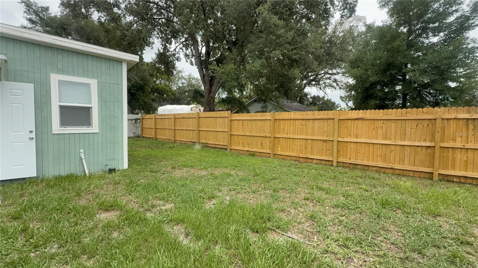 EL PORTAL - Residential Lease