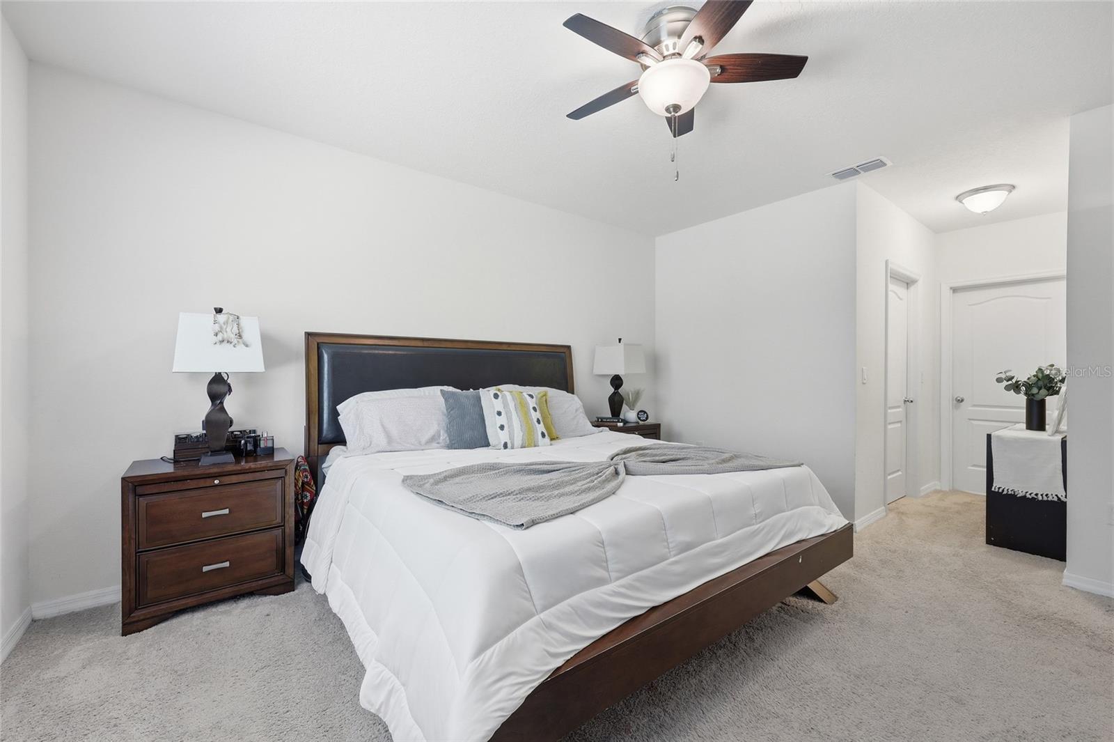 TRAFALGAR VILLAGE PH 3 - Residential