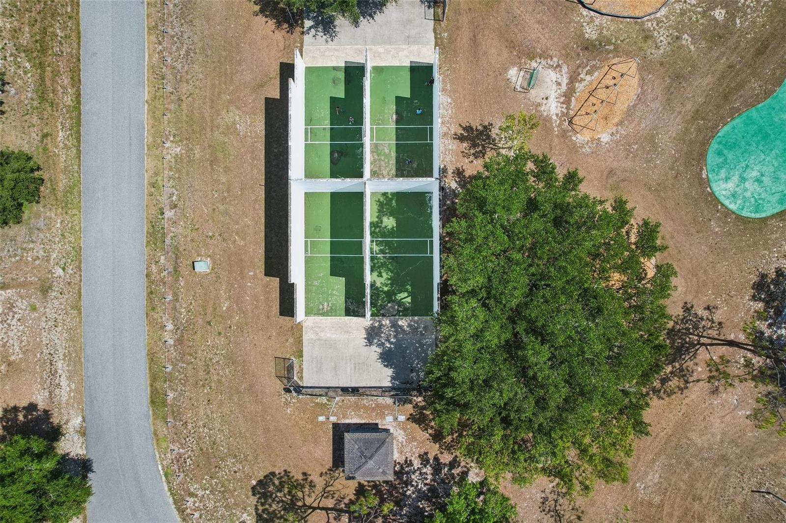LAKE PADGETT ESTATES EAST - Residential