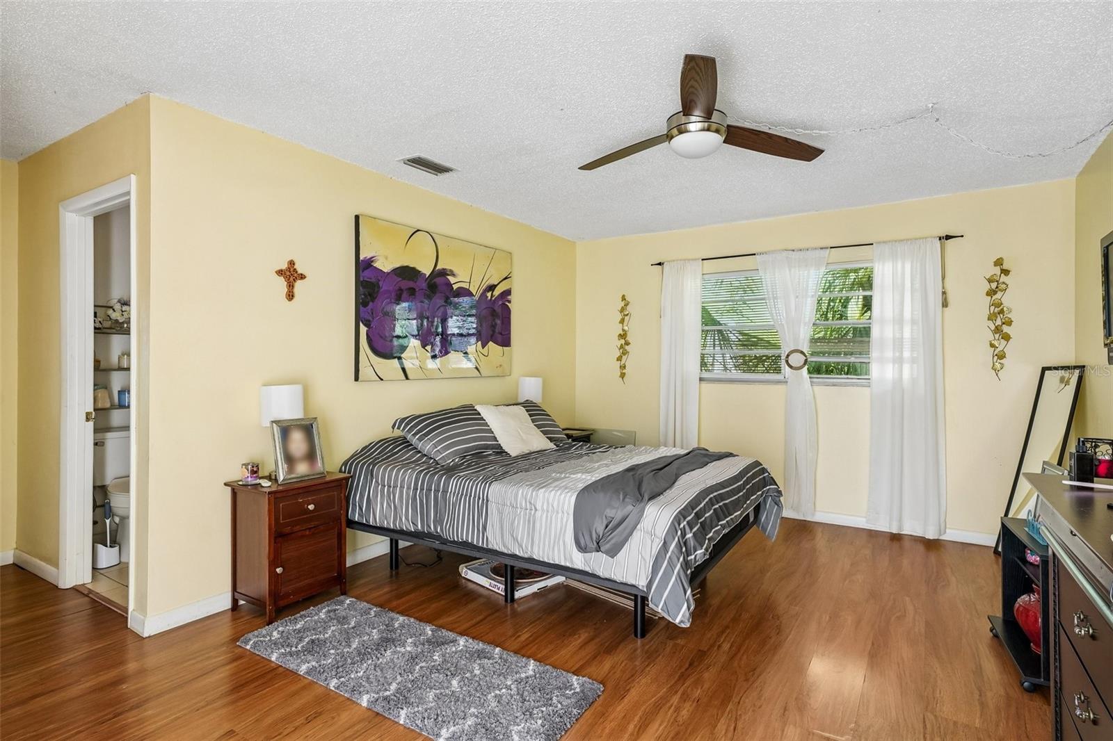LAKE PADGETT ESTATES EAST - Residential