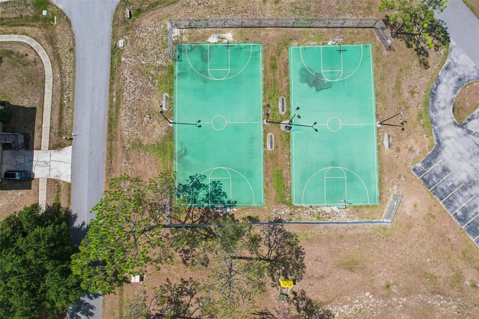 LAKE PADGETT ESTATES EAST - Residential