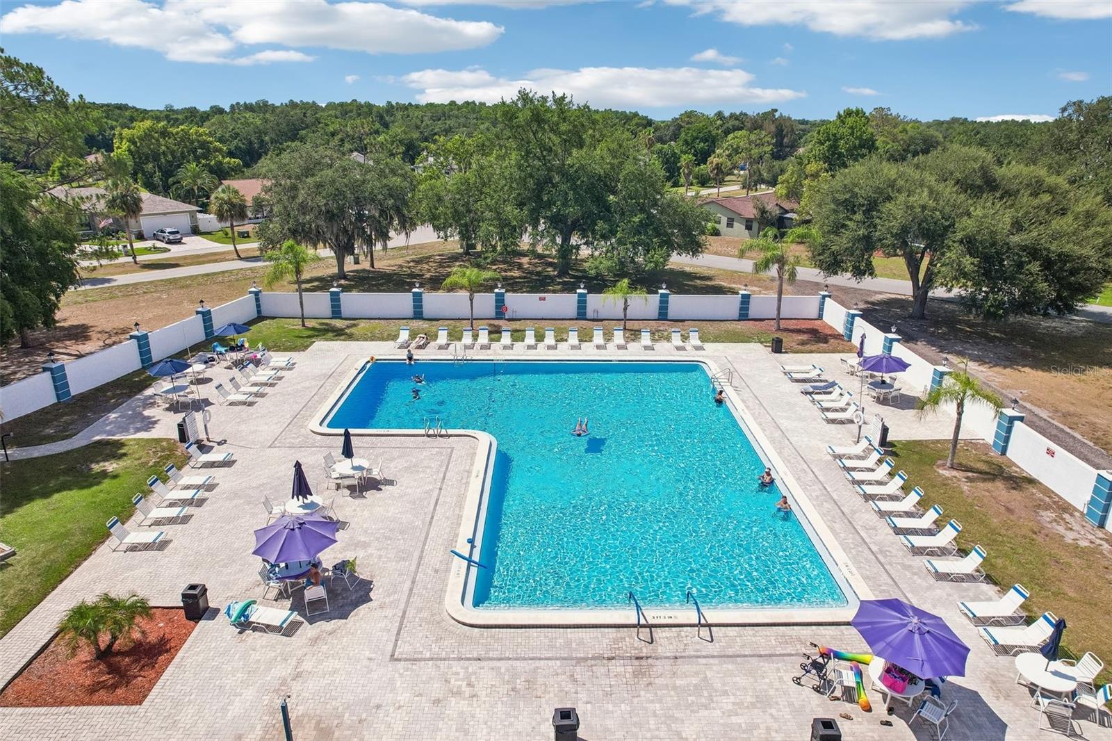 LAKE PADGETT ESTATES EAST - Residential