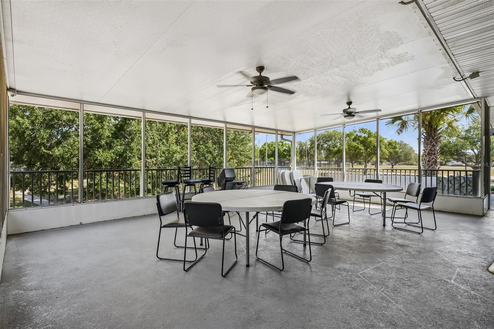 LAKE PADGETT ESTATES EAST - Residential