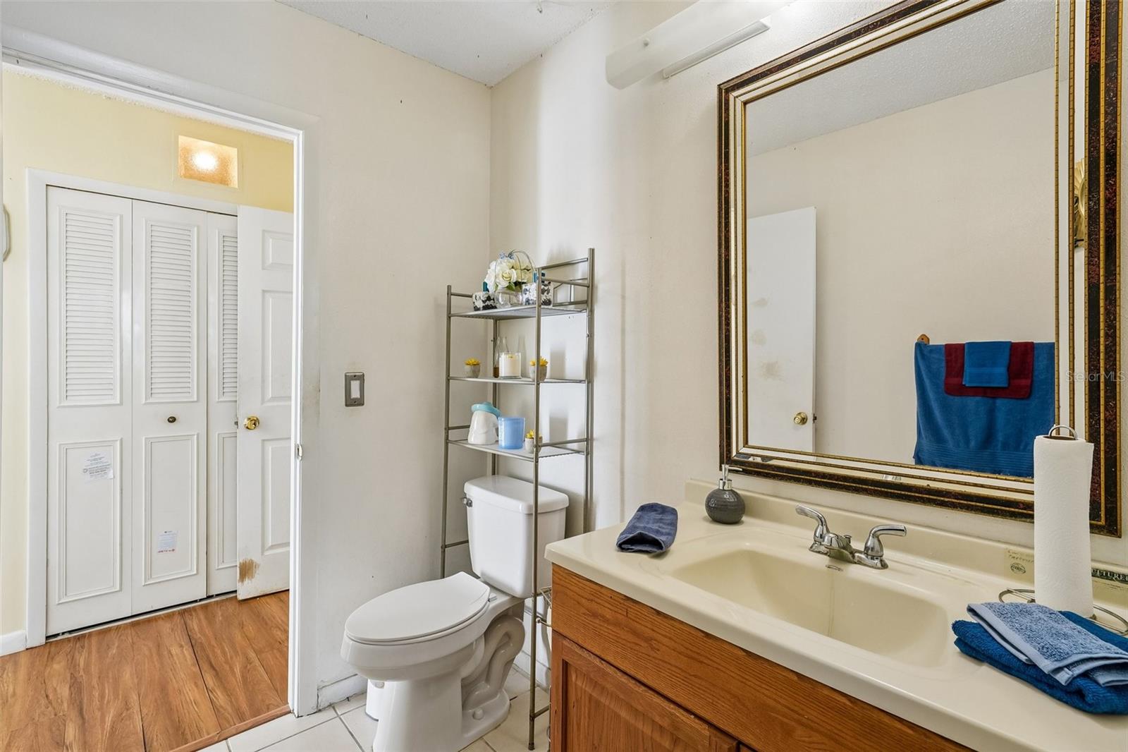 LAKE PADGETT ESTATES EAST - Residential