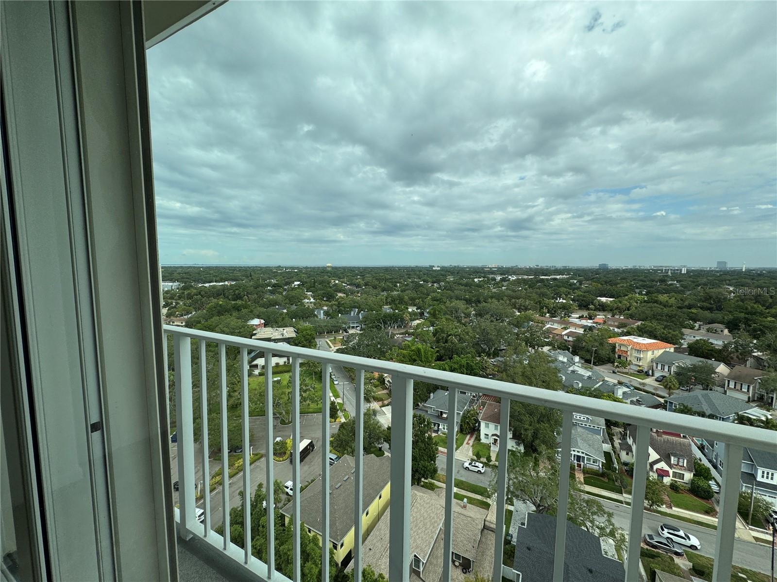 BAYSHORE DIPLOMAT A CONDOMINIUM - Residential Lease
