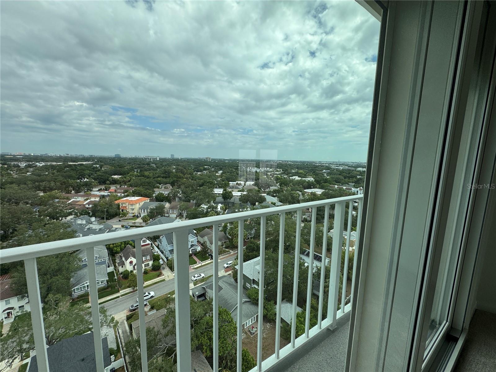 BAYSHORE DIPLOMAT A CONDOMINIUM - Residential Lease