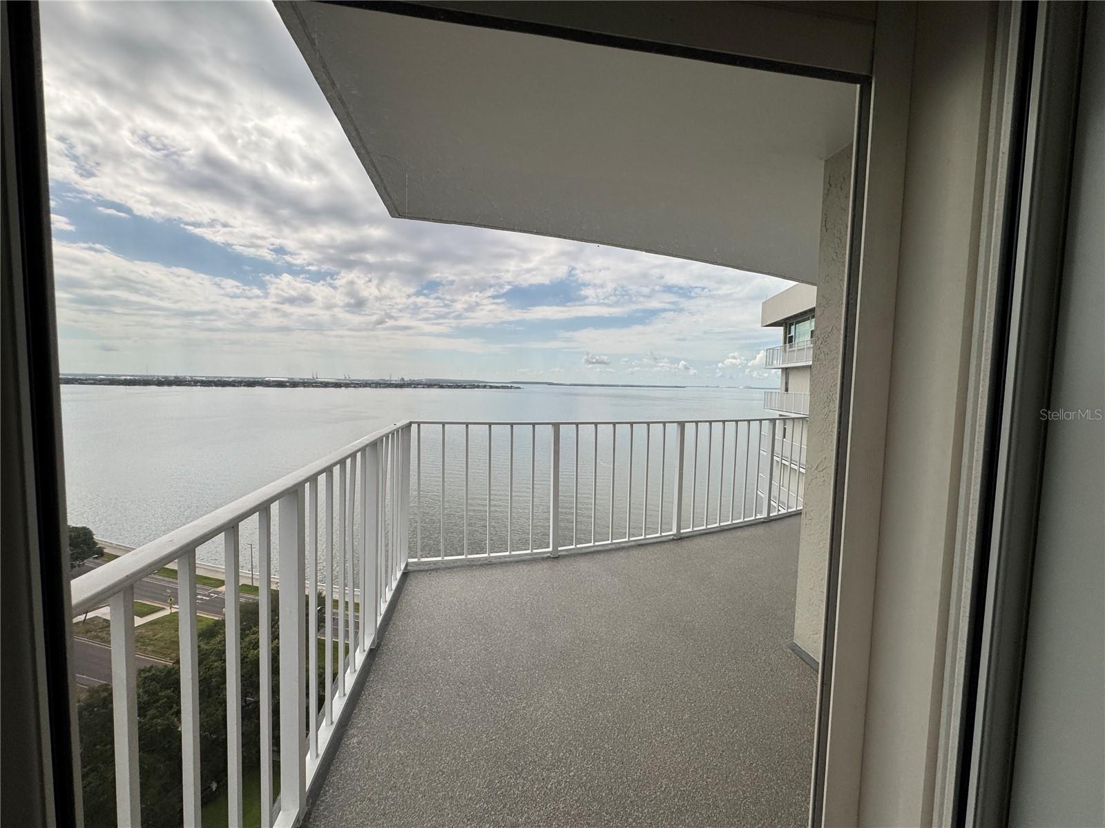BAYSHORE DIPLOMAT A CONDOMINIUM - Residential Lease