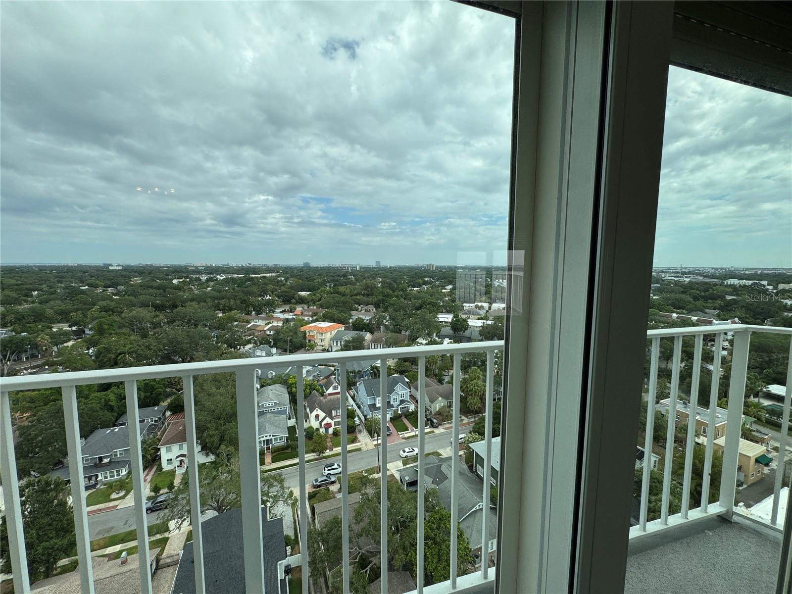 BAYSHORE DIPLOMAT A CONDOMINIUM - Residential Lease