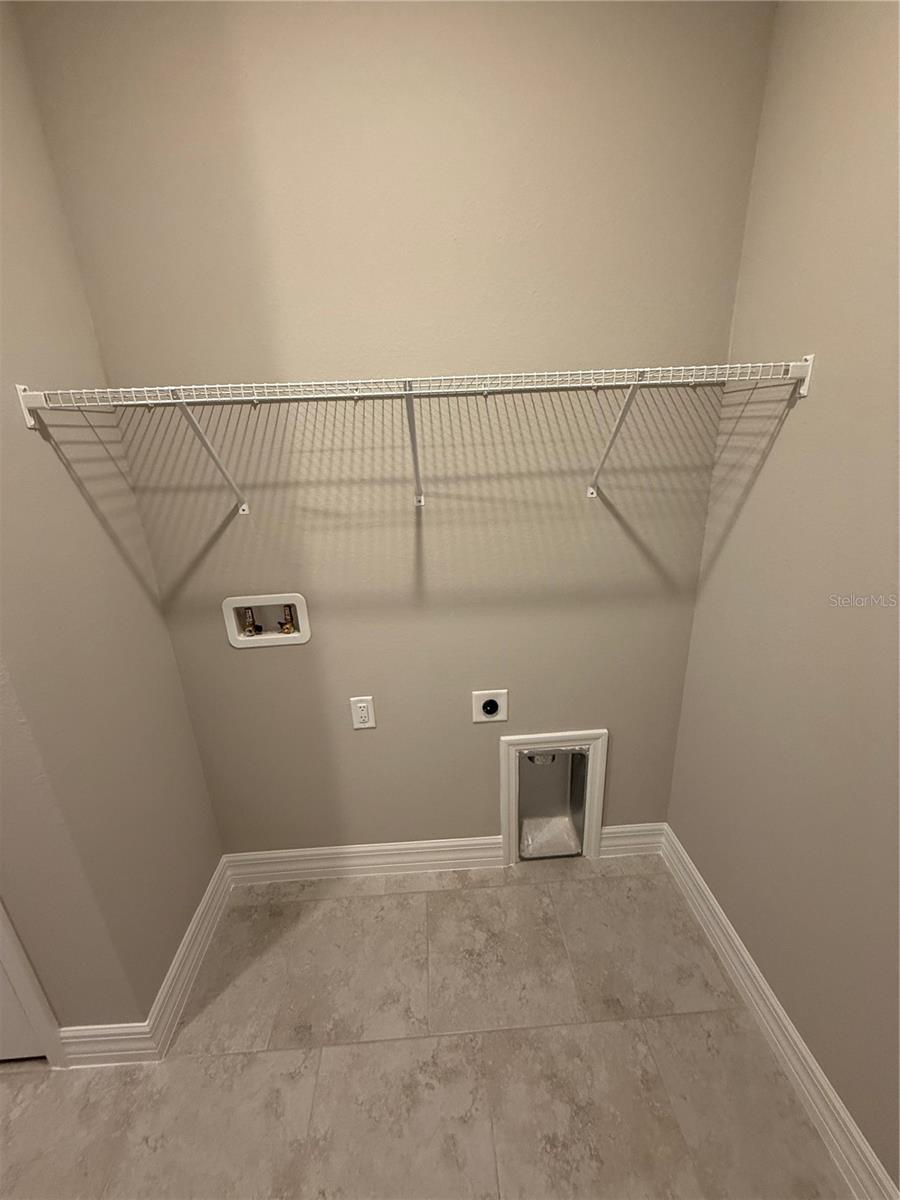 PORT CHARLOTTE SUB 08 - Residential Lease