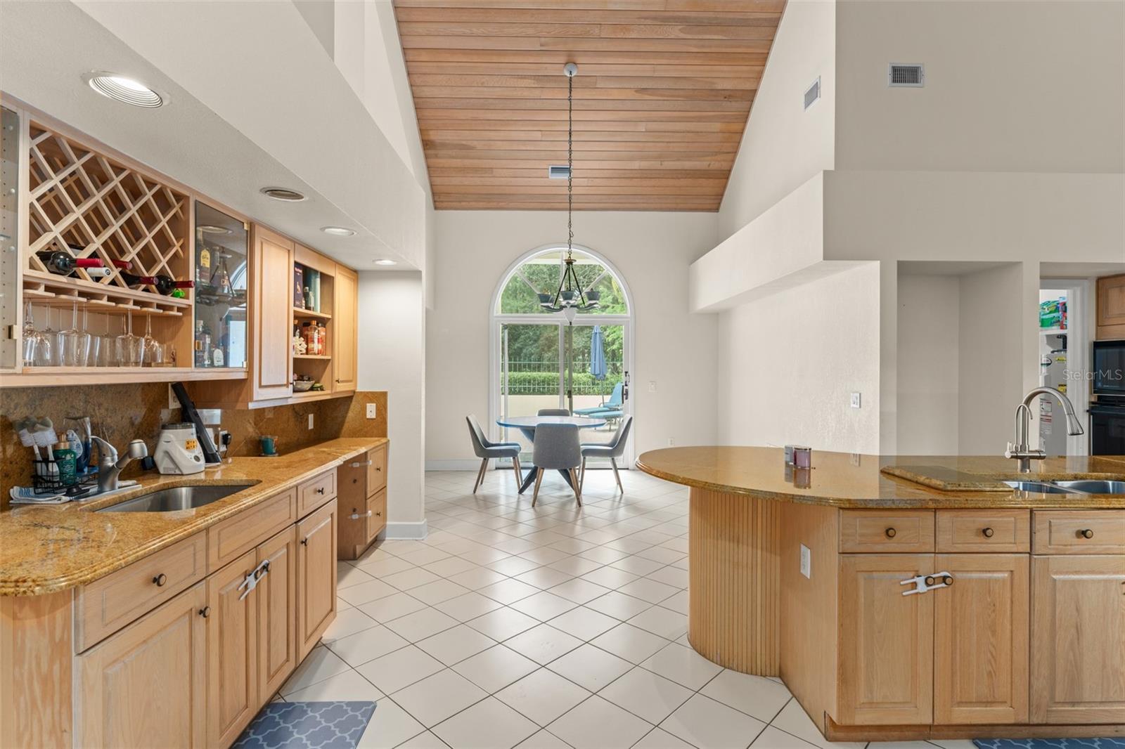 ISLEWORTH - Residential