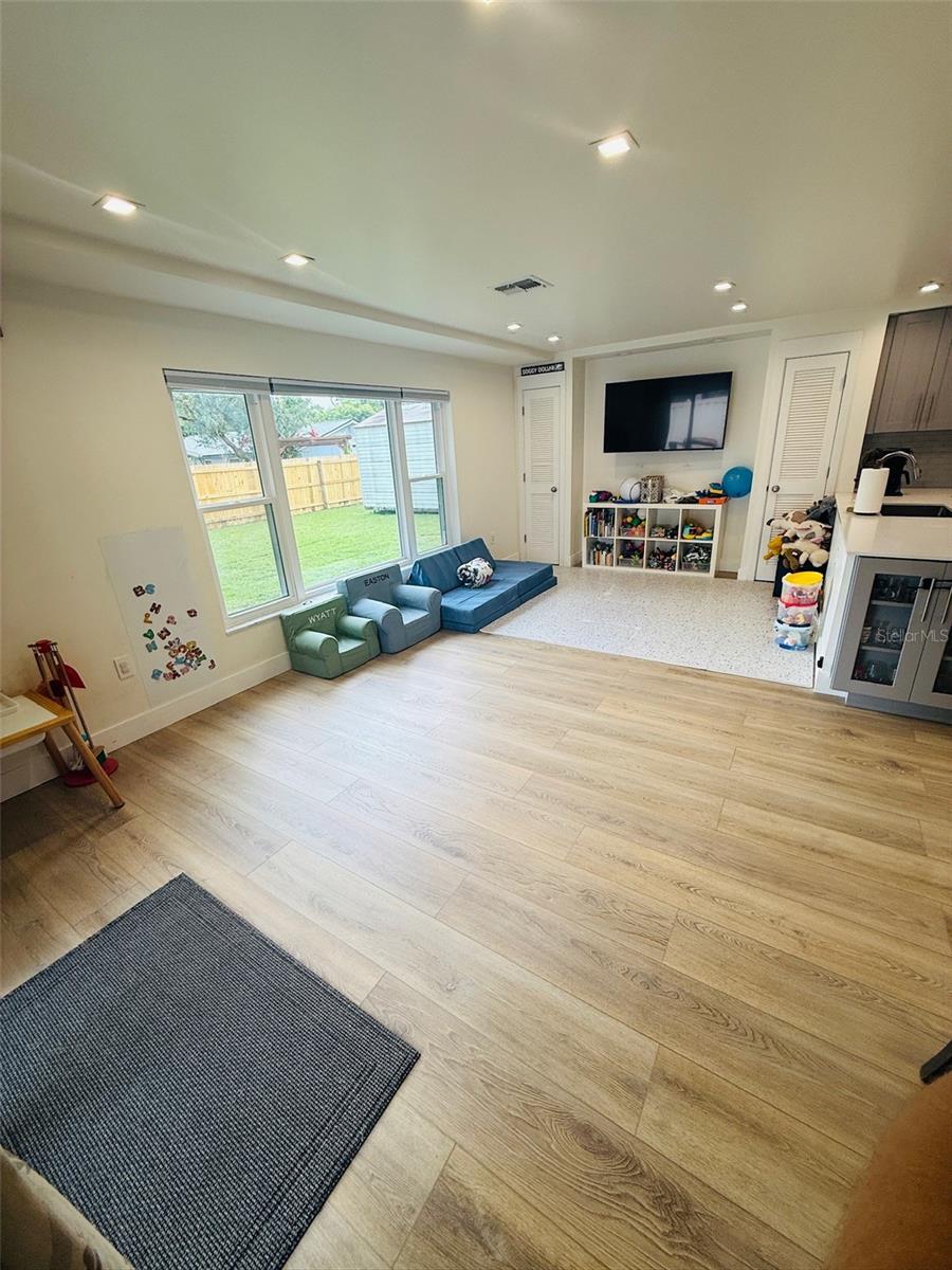 WINTER WOODS UNIT 04 - Residential