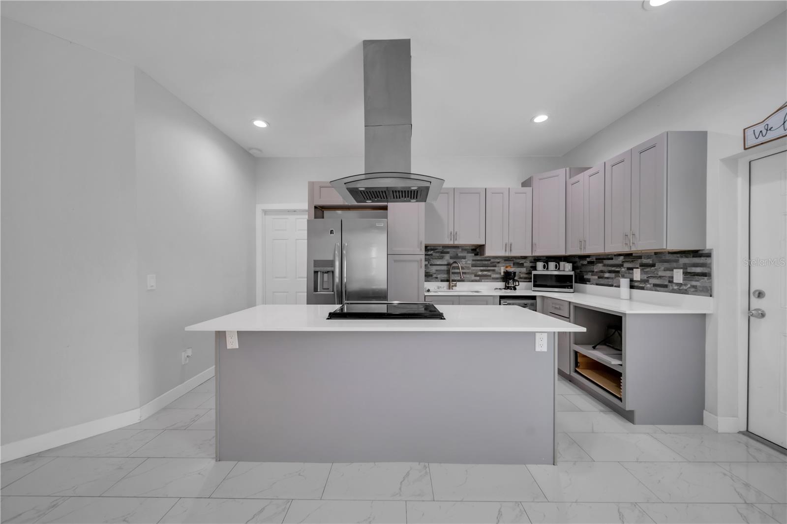 LEHIGH ACRES SEC 01 44 27 UNITS 01 06 & 10 12 - Residential