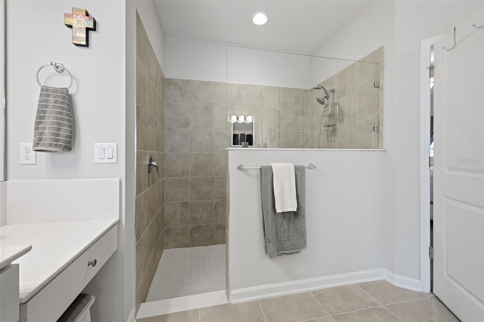 GRAND LNDGS PH 4 - Residential