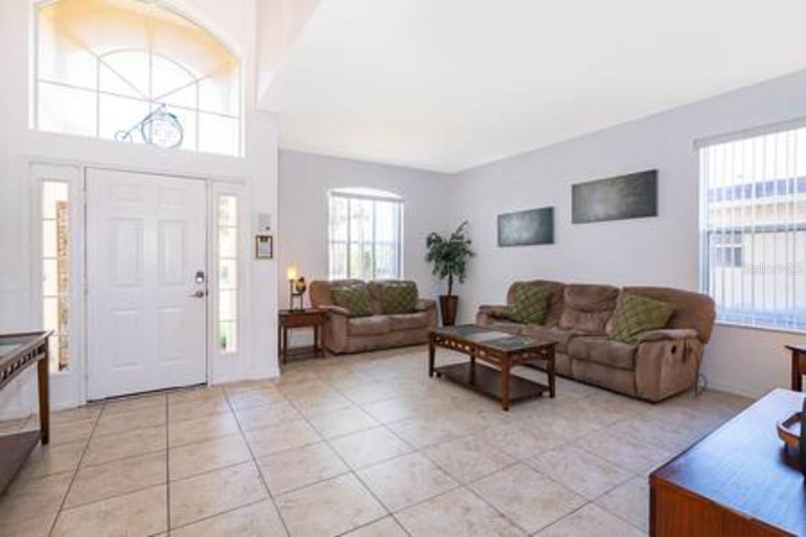 CRYSTAL COVE RESORT - Residential