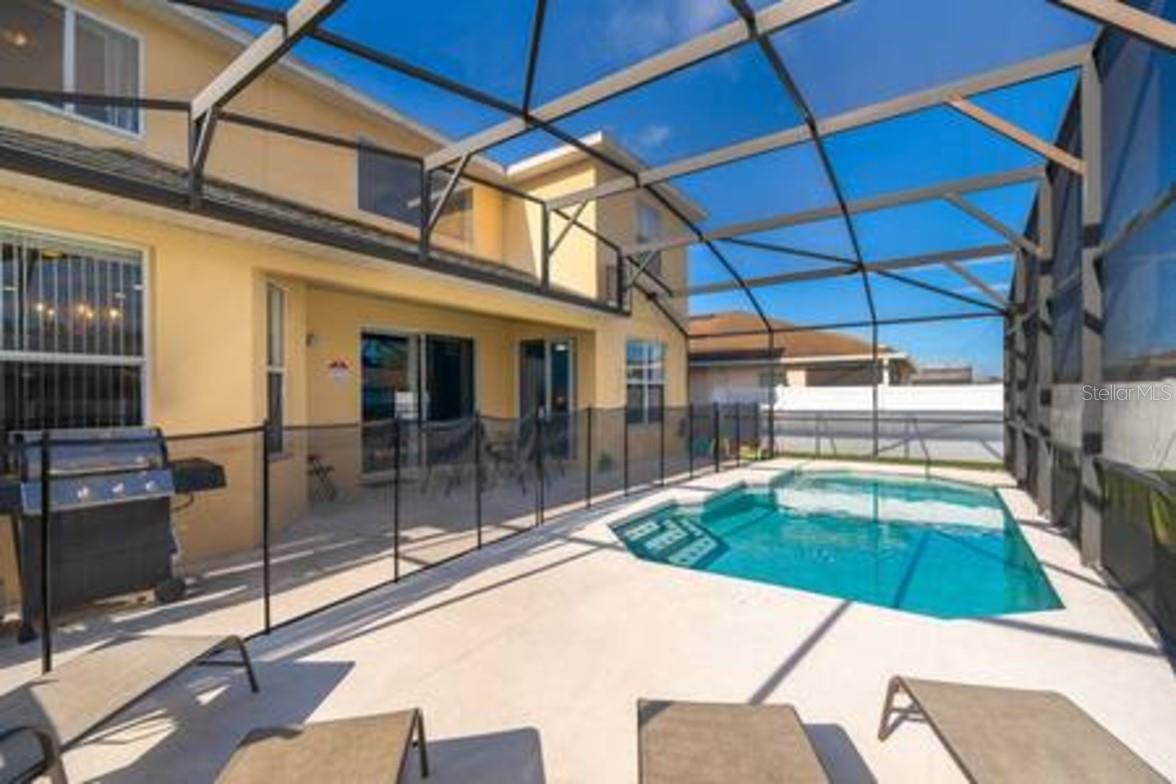 CRYSTAL COVE RESORT - Residential