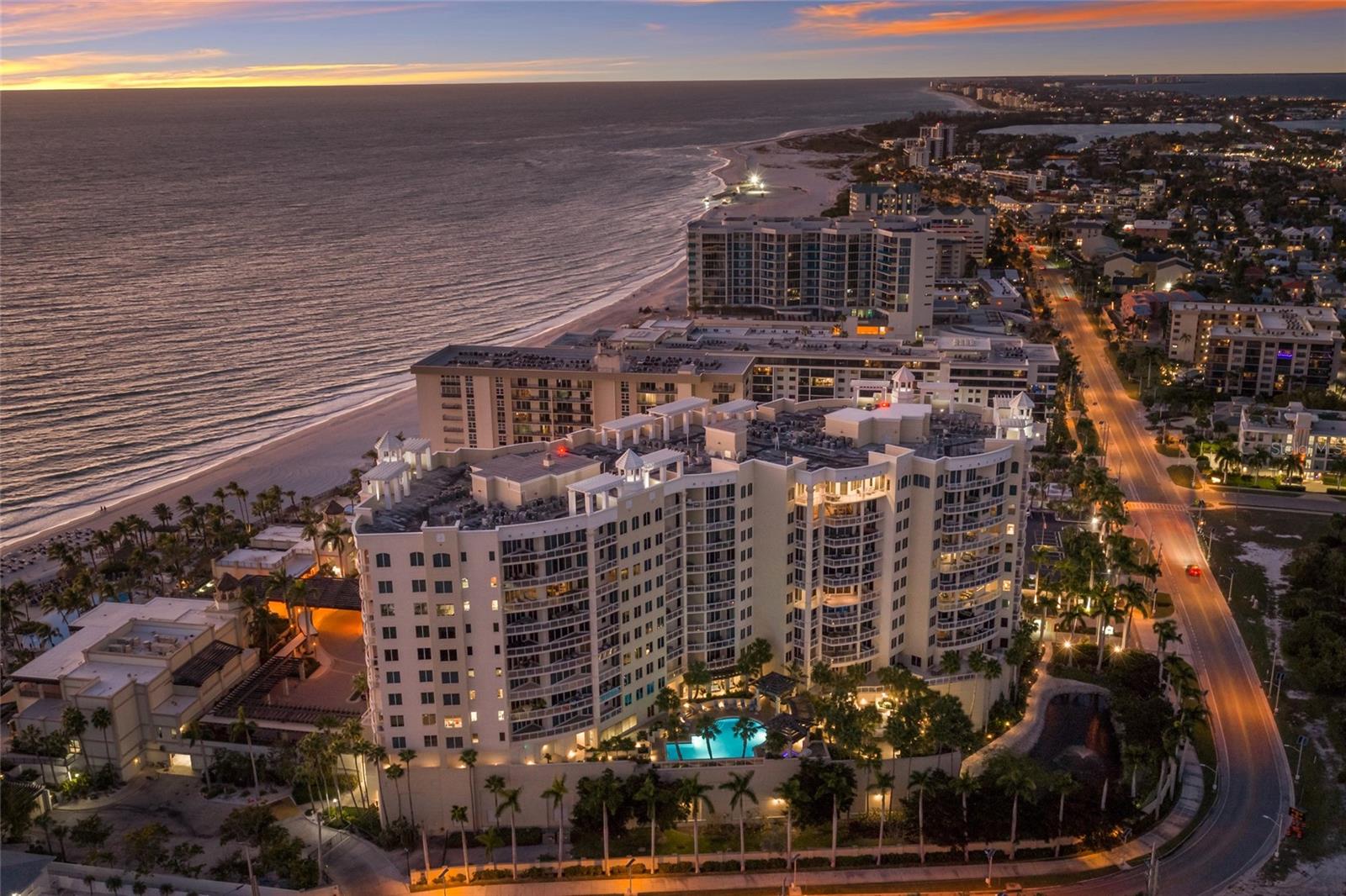 THE BEACH RESIDENCES - Residential