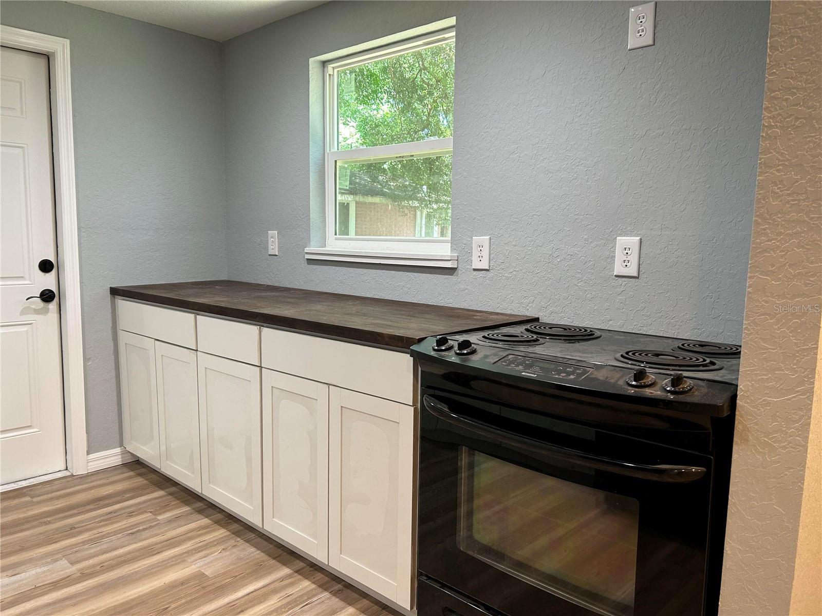 NO SUBDIVISION - Residential