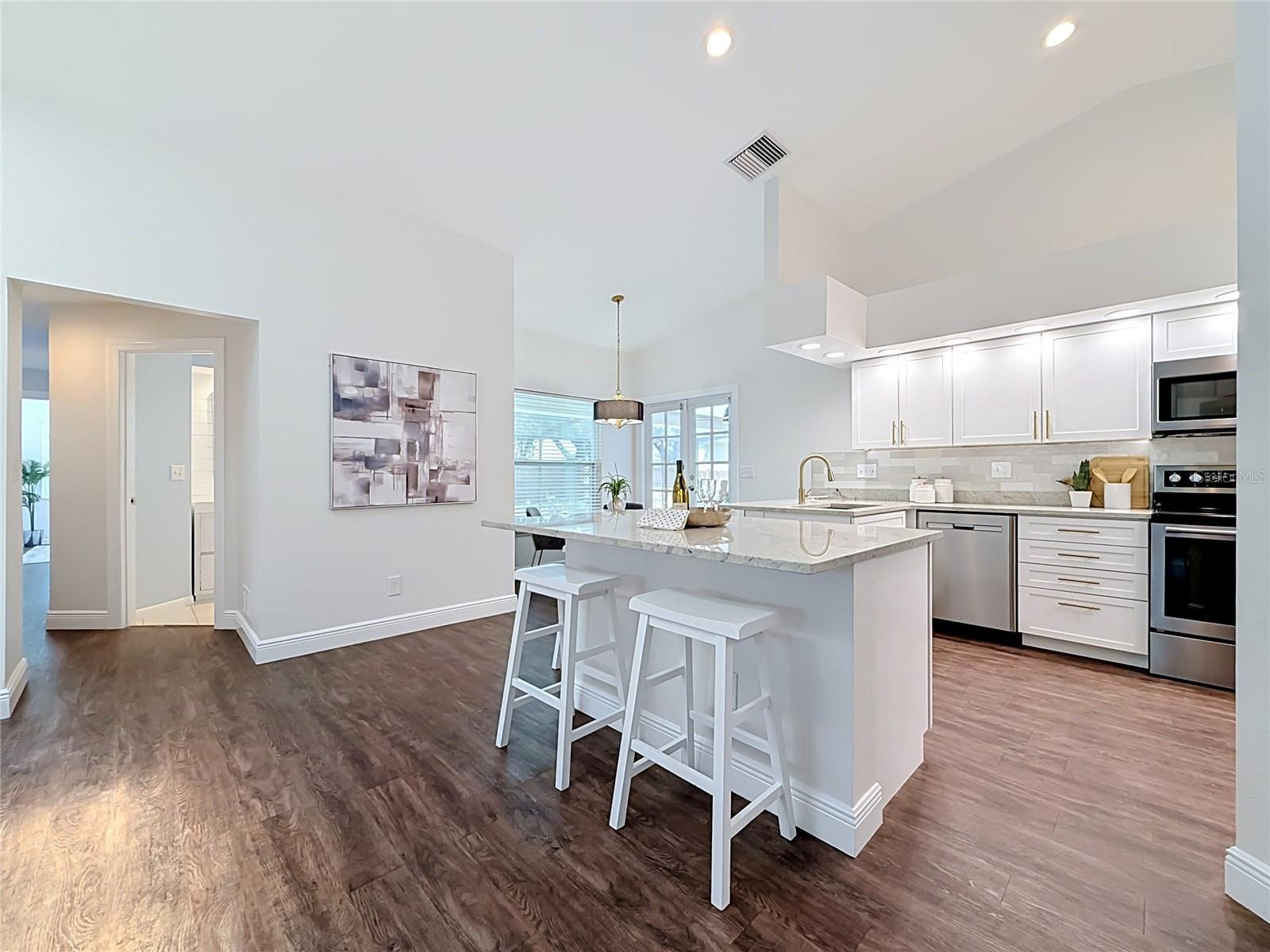 WYNWOODS LANDING - Residential