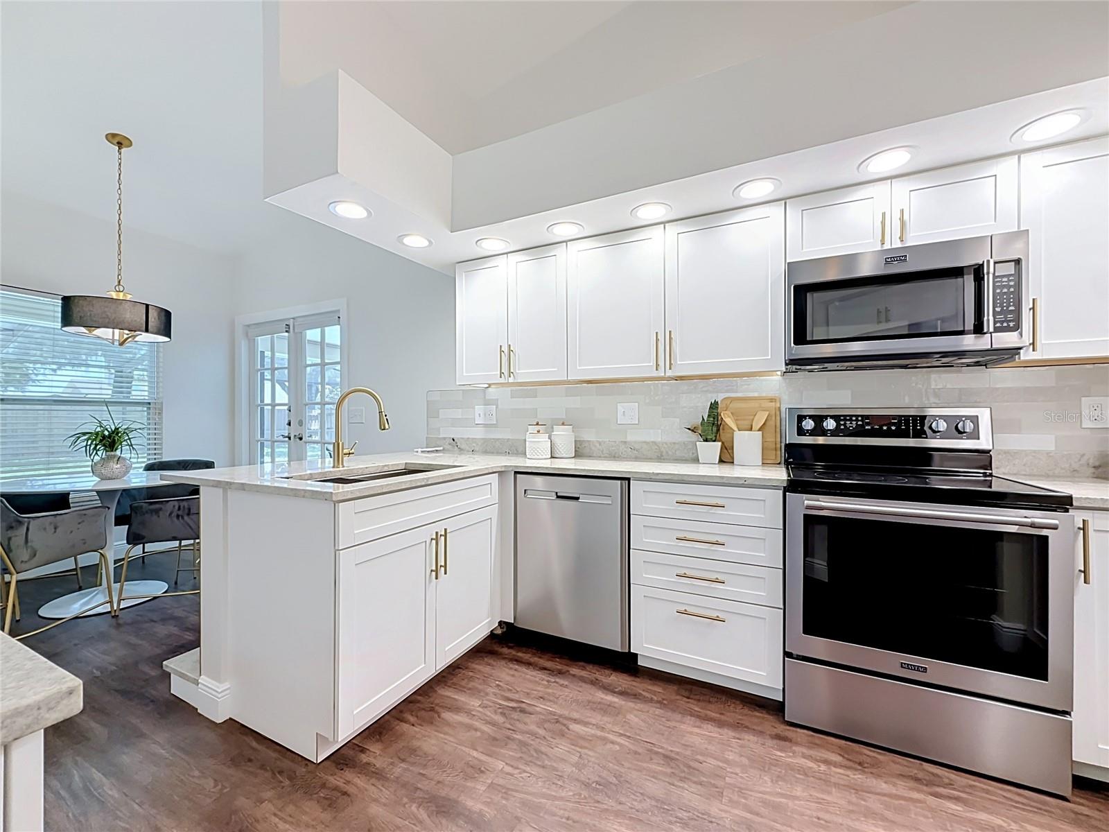 WYNWOODS LANDING - Residential