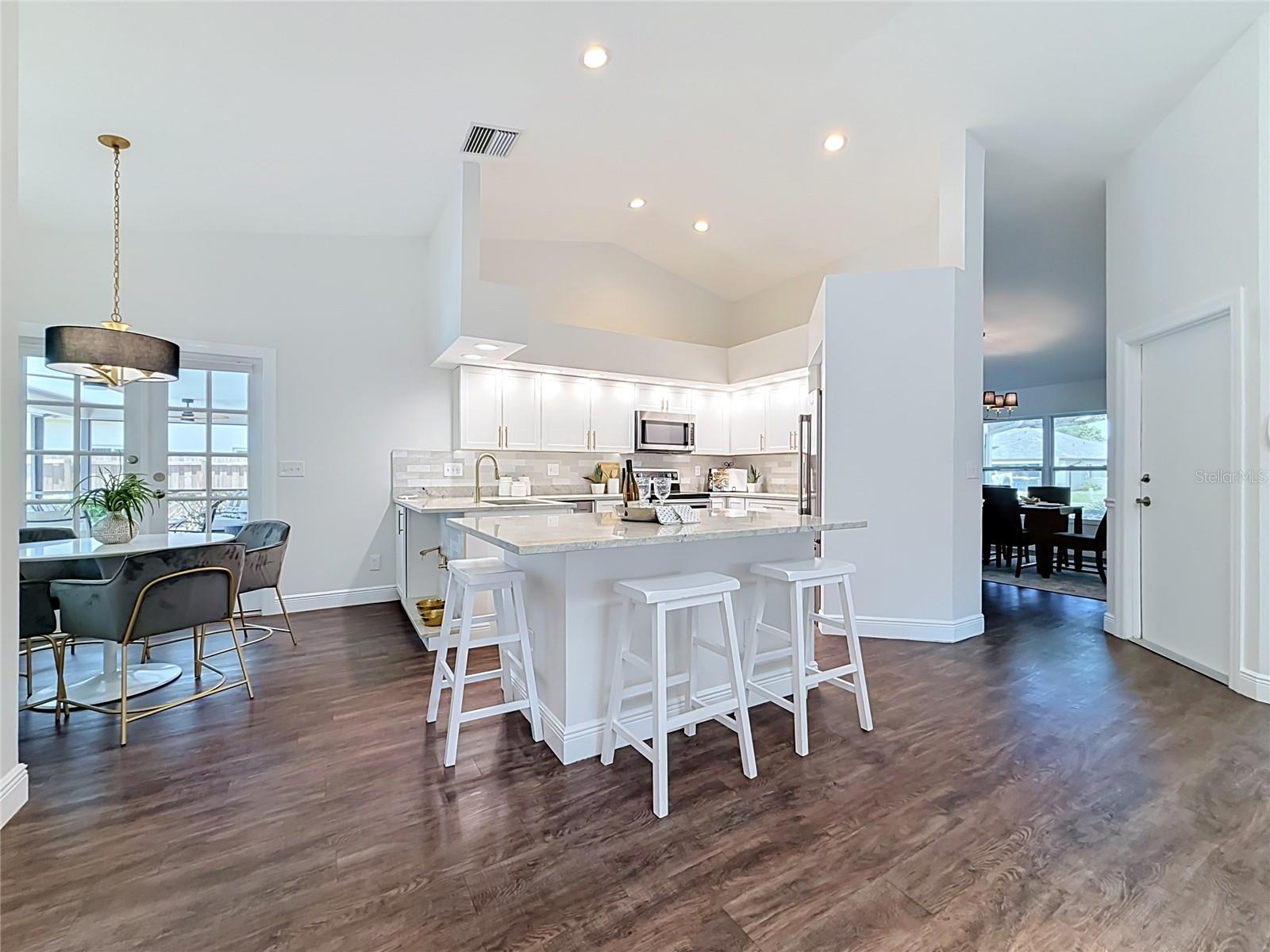 WYNWOODS LANDING - Residential