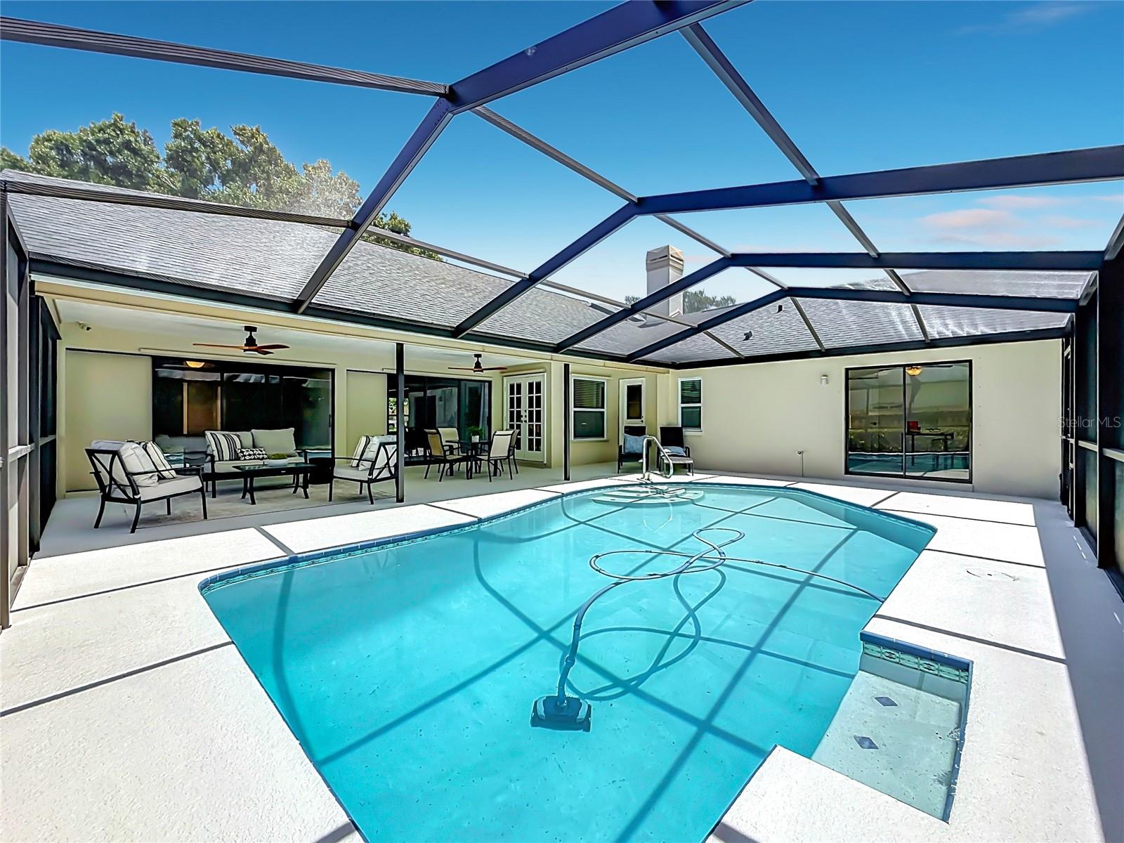 WYNWOODS LANDING - Residential