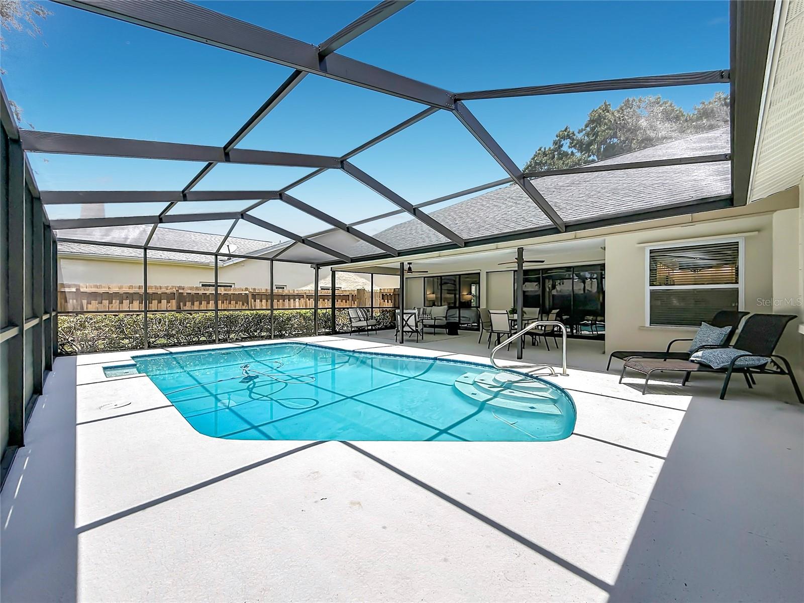 WYNWOODS LANDING - Residential