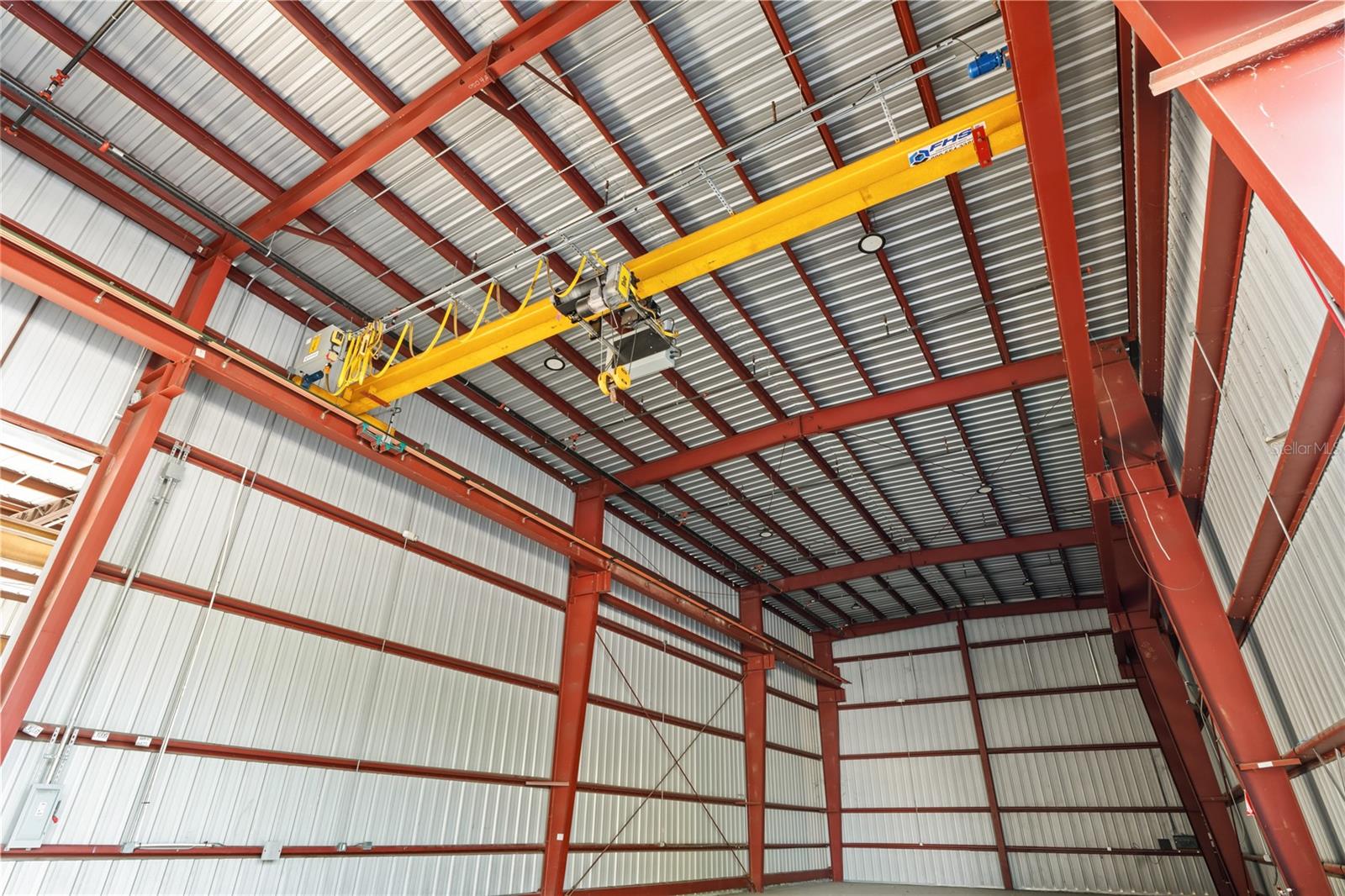 ALLREDS ADD - Commercial Lease
