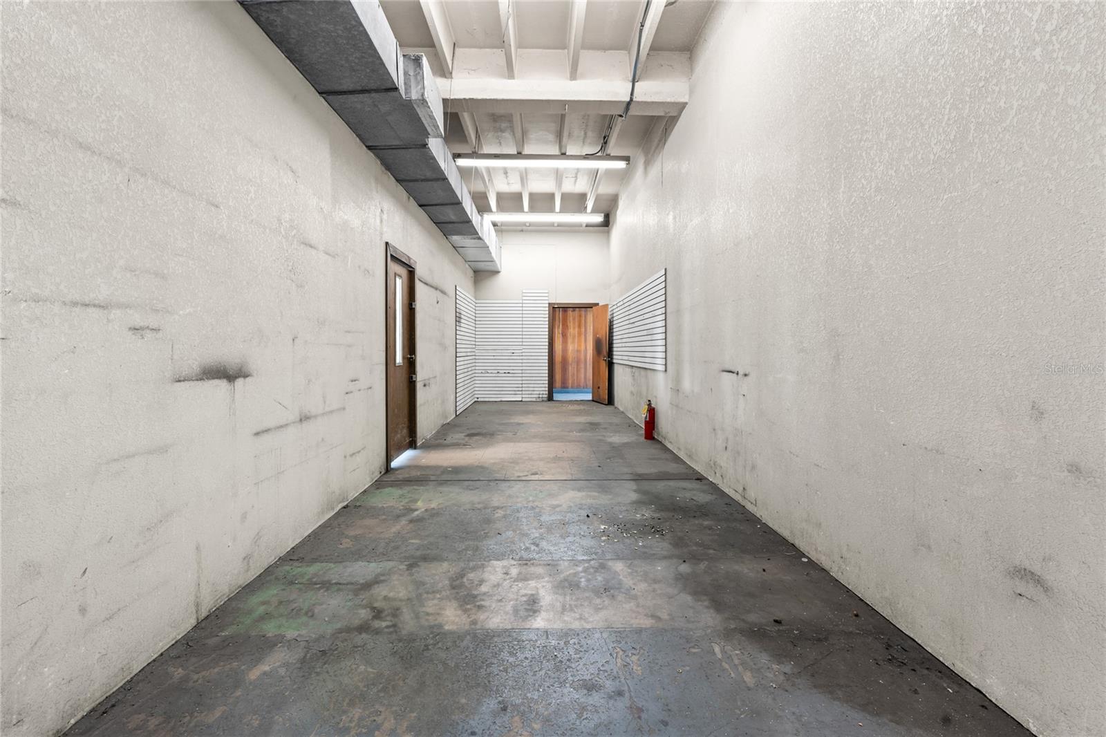 ALLREDS ADD - Commercial Lease