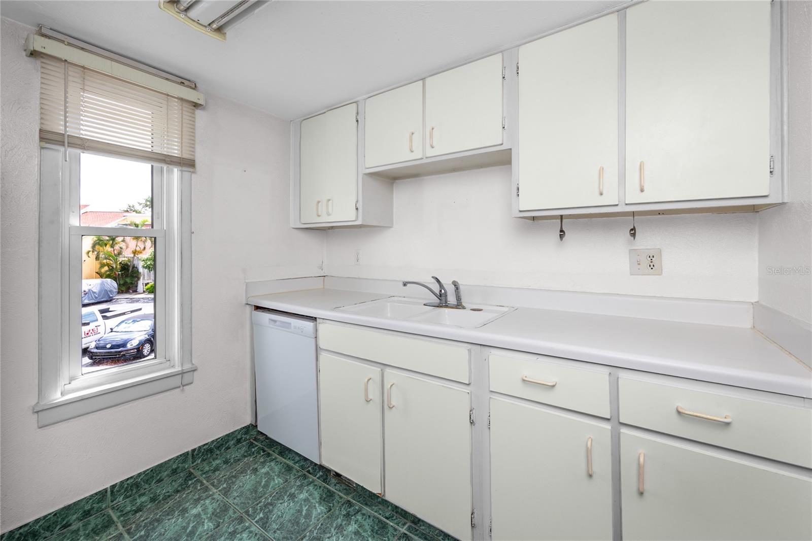BERMUDA BAY BEACH CONDO - Residential