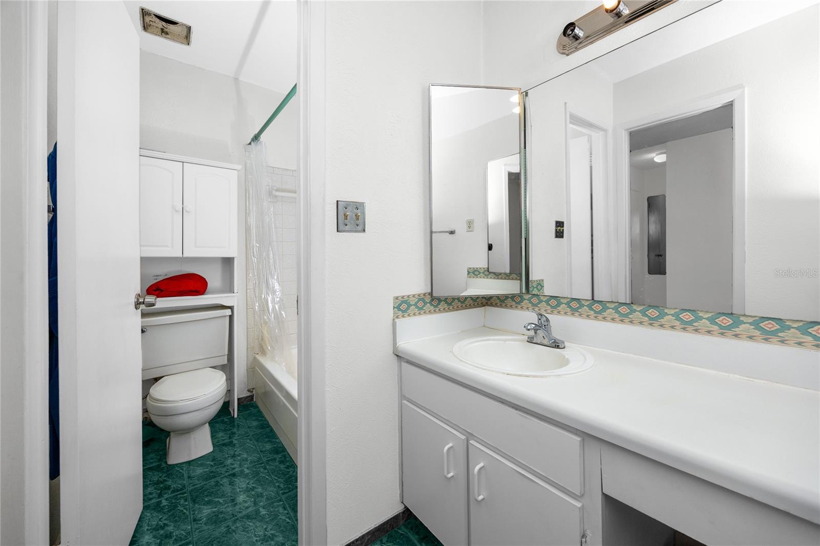 BERMUDA BAY BEACH CONDO - Residential