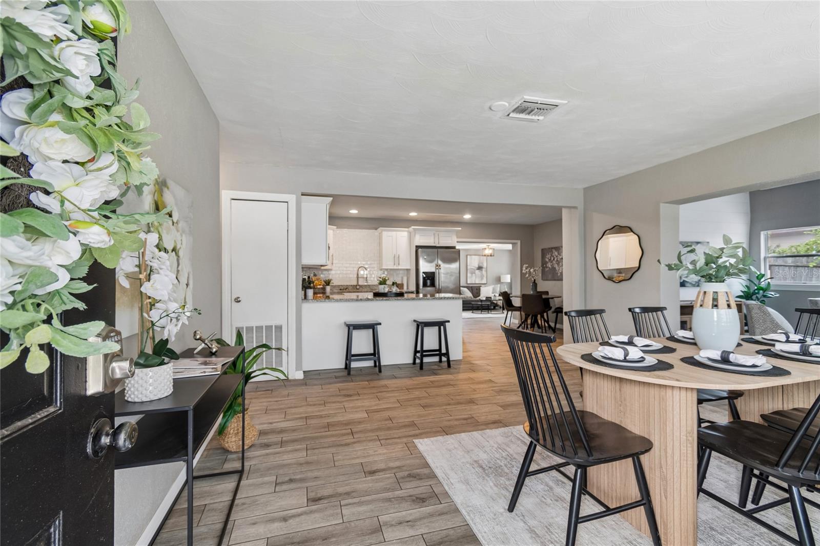 PINE GROVE ESTATES - Residential