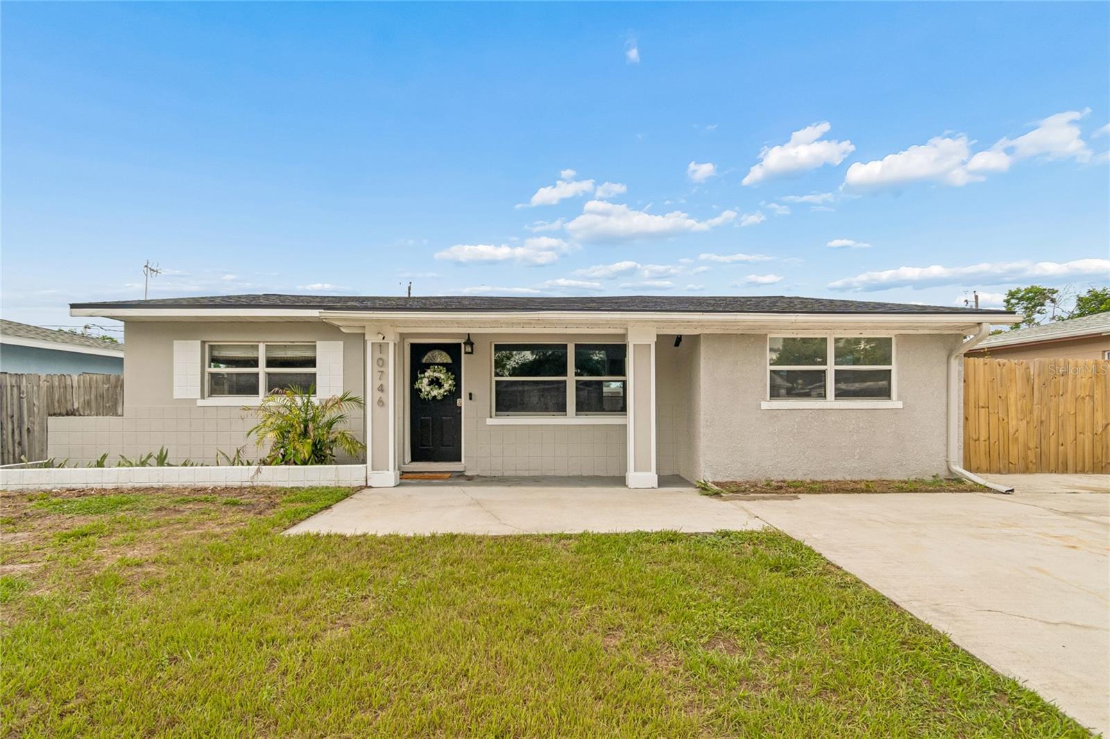 PINE GROVE ESTATES - Residential