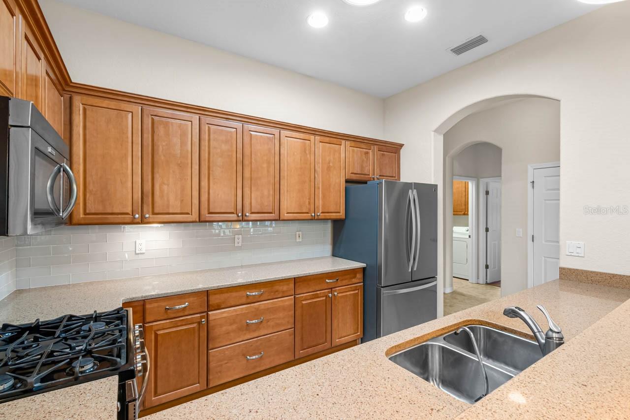 MAPLEWOOD CONDO - Residential