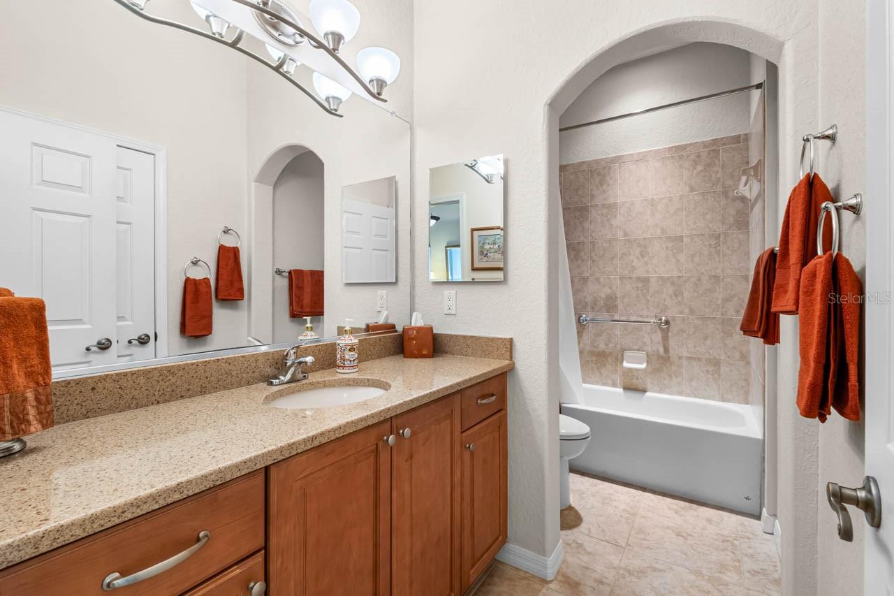 MAPLEWOOD CONDO - Residential