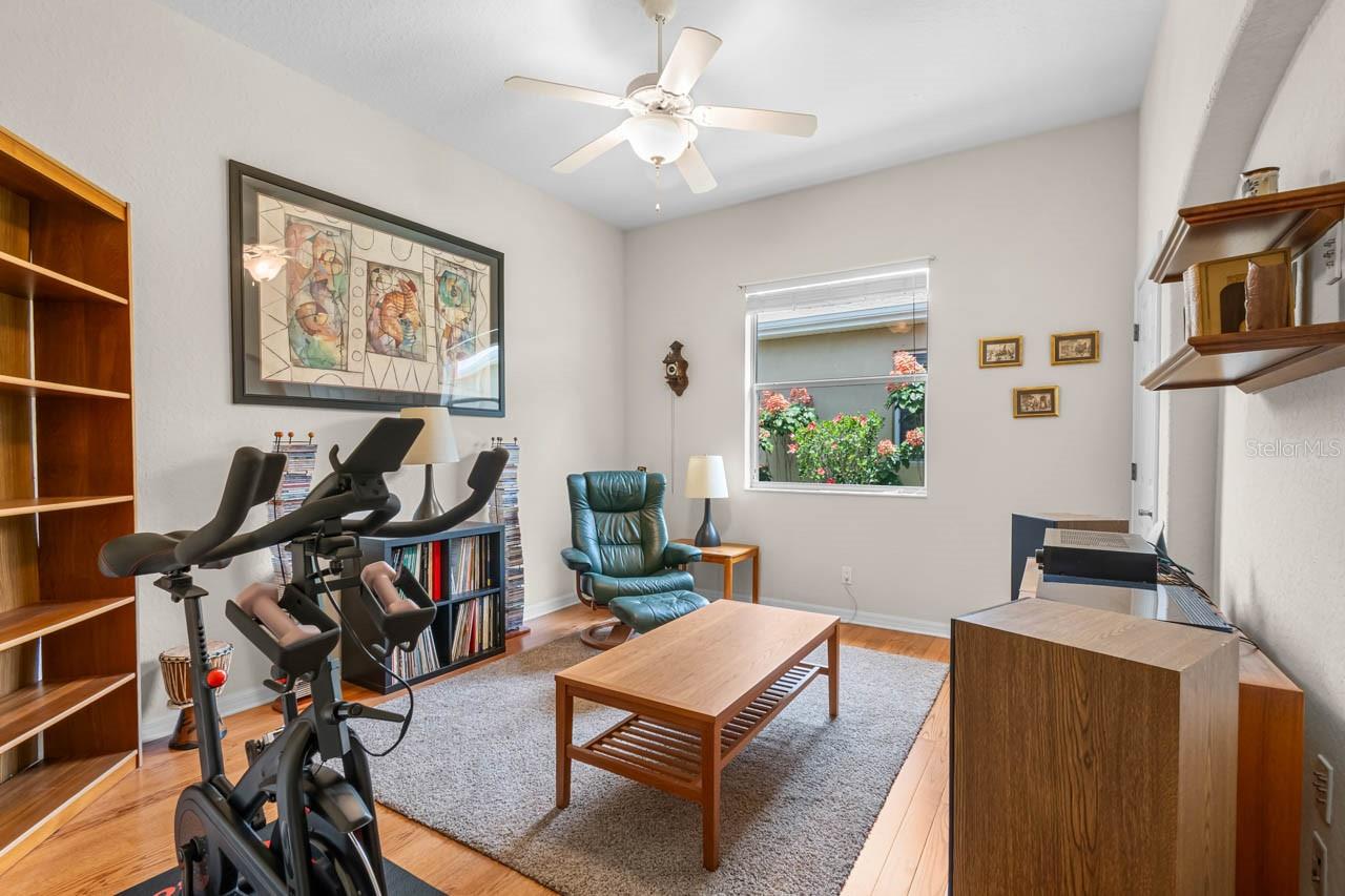 MAPLEWOOD CONDO - Residential