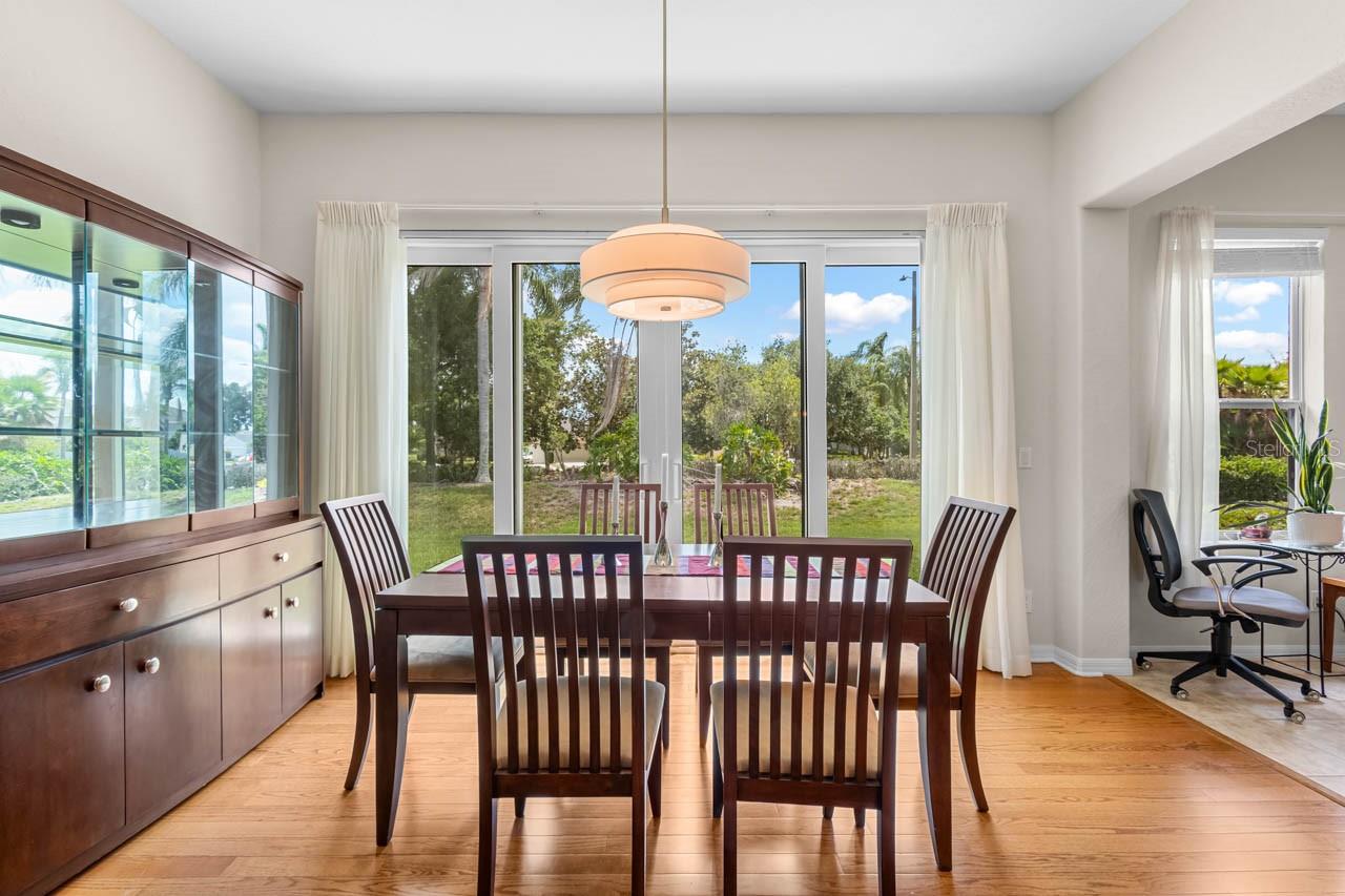 MAPLEWOOD CONDO - Residential