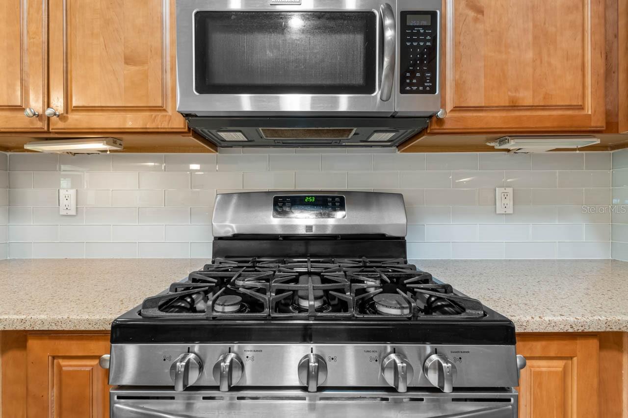 MAPLEWOOD CONDO - Residential