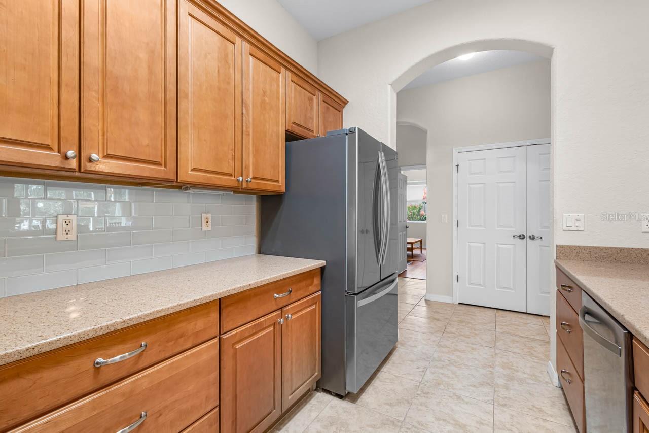 MAPLEWOOD CONDO - Residential