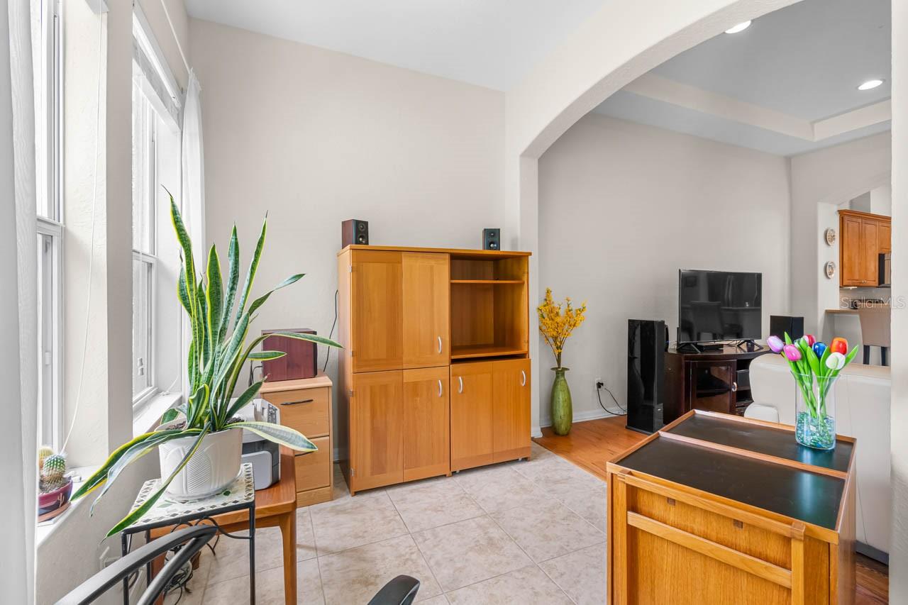 MAPLEWOOD CONDO - Residential