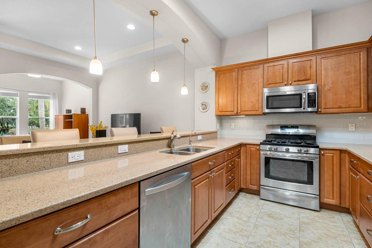 MAPLEWOOD CONDO - Residential