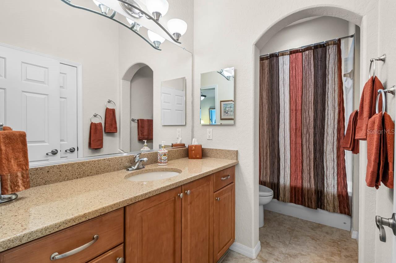 MAPLEWOOD CONDO - Residential