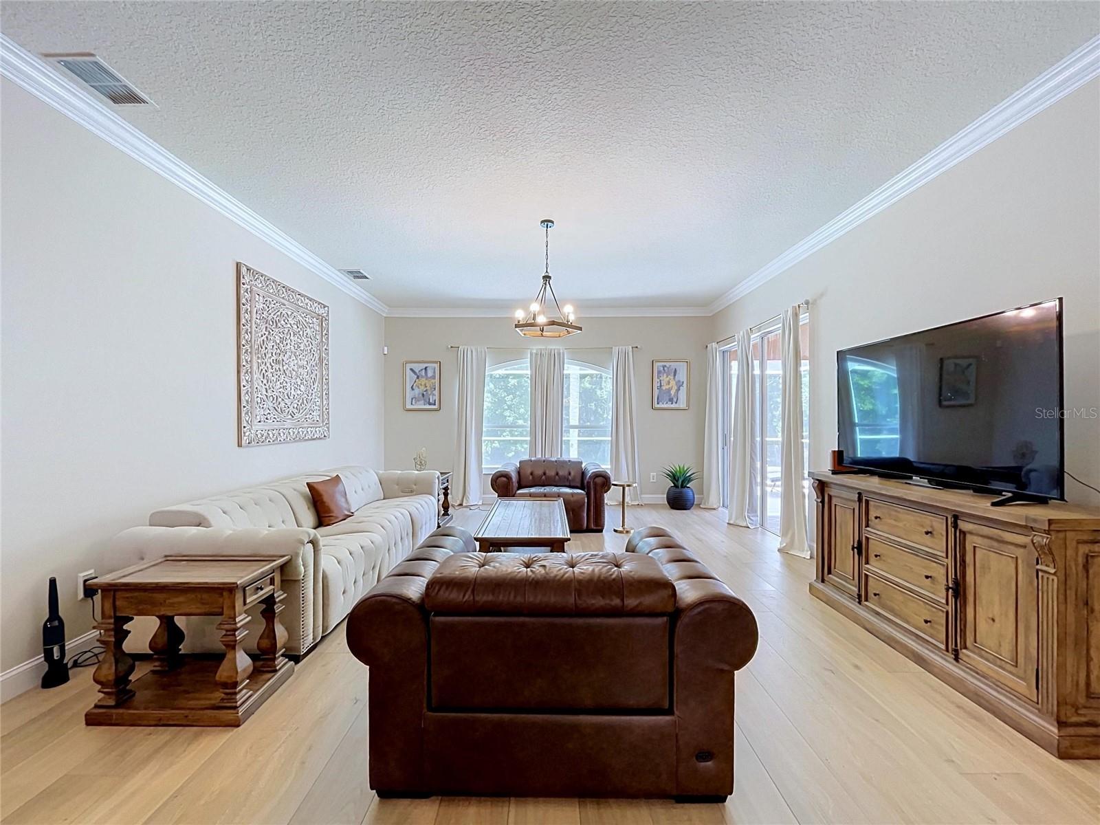 LEXINGTON OAKS VILLAGE 27 - Residential