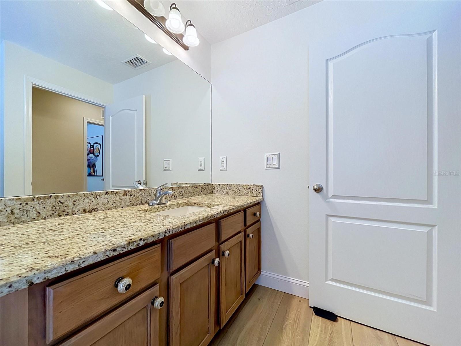 LEXINGTON OAKS VILLAGE 27 - Residential