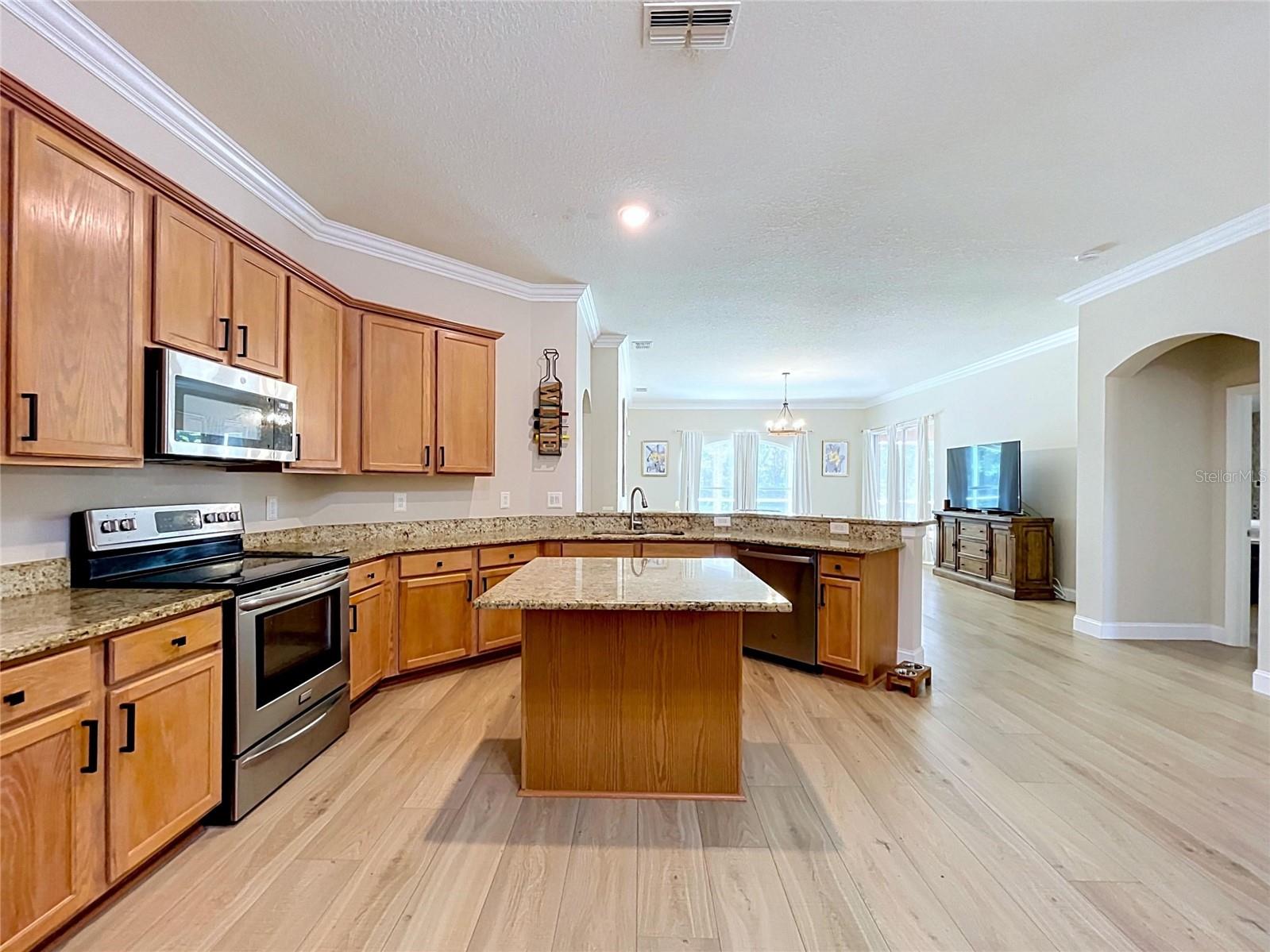 LEXINGTON OAKS VILLAGE 27 - Residential