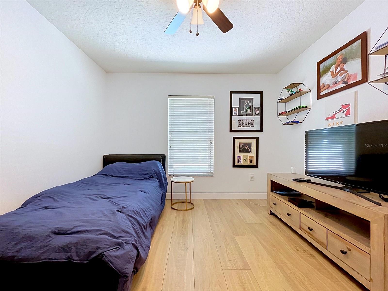 LEXINGTON OAKS VILLAGE 27 - Residential