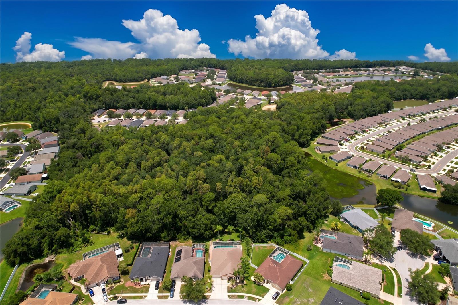 LEXINGTON OAKS VILLAGE 27 - Residential